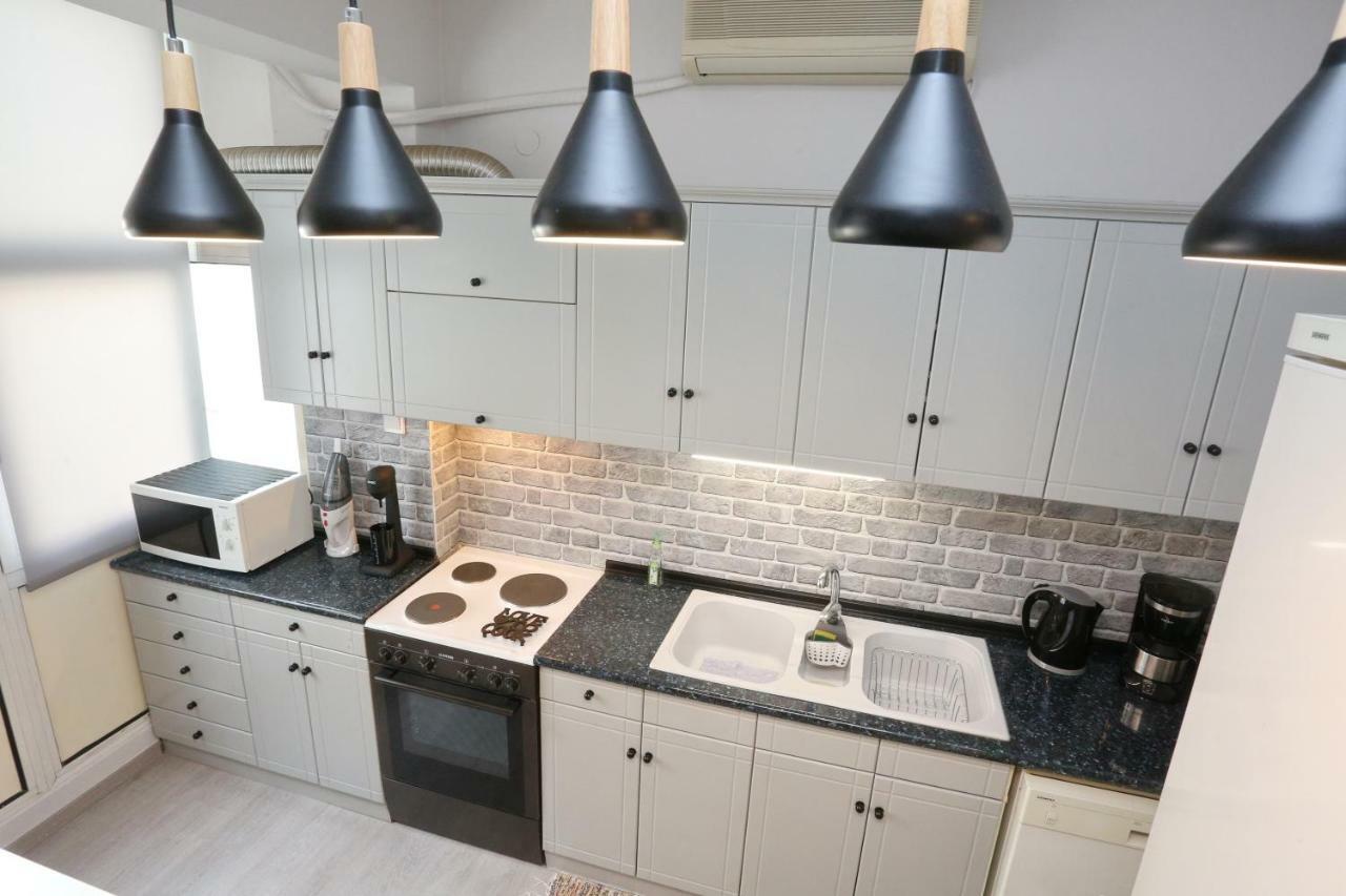 Oli'S Luxury Apartment テッサロニキ エクステリア 写真