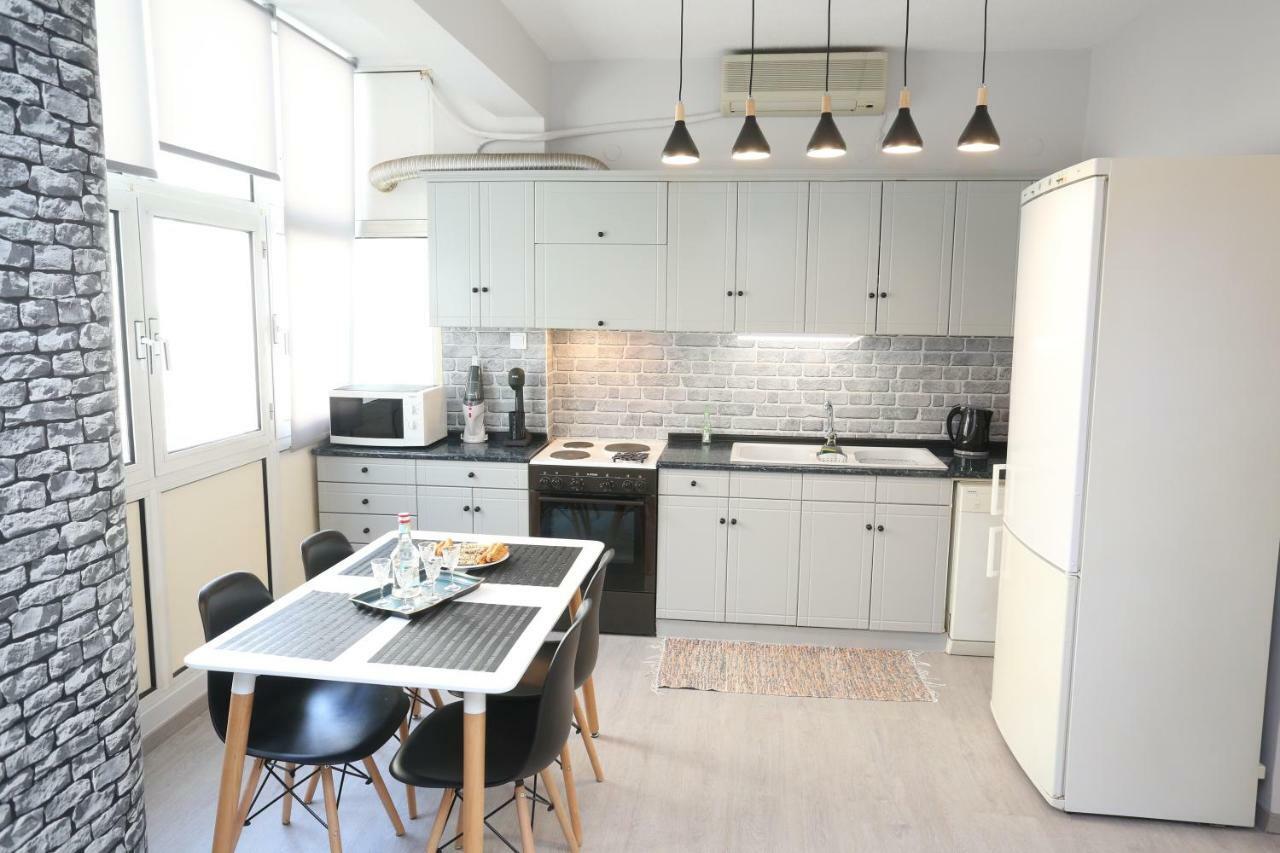 Oli'S Luxury Apartment テッサロニキ エクステリア 写真