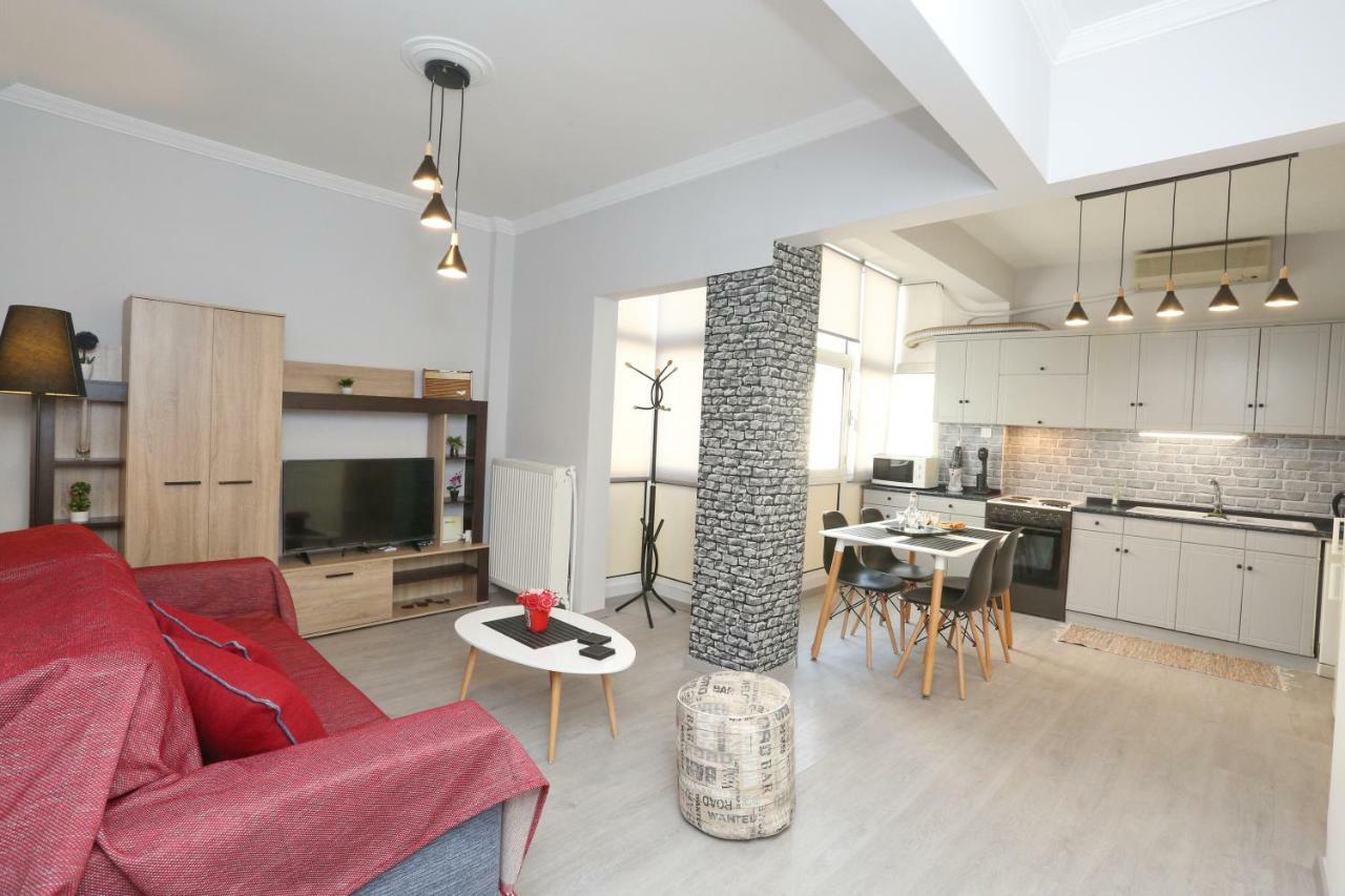 Oli'S Luxury Apartment テッサロニキ エクステリア 写真